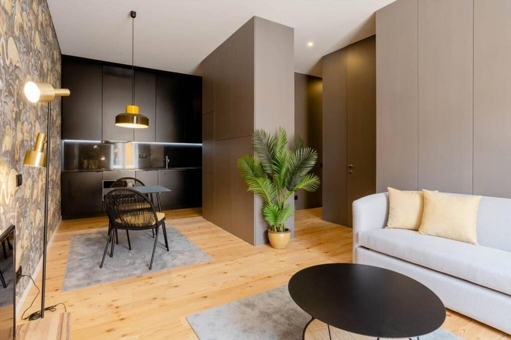 Boutique Rentals-Art & Charm II Apt W/ Terrace بورتو المظهر الخارجي الصورة