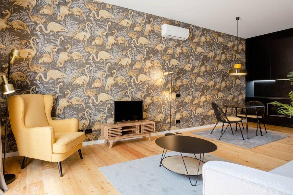 Boutique Rentals-Art & Charm II Apt W/ Terrace بورتو المظهر الخارجي الصورة